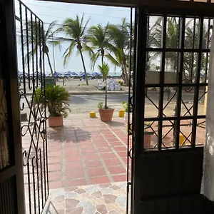 Pensión Habitación I Frente A La Playa